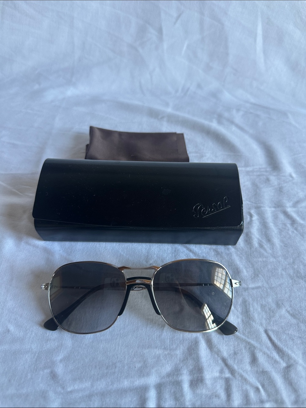 Persol PO2449S Silver Pilot Sunglasses Polarized Grey Gradient 518/M3 56mm Italy
